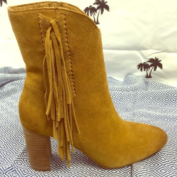 Brand New Charles David Suede Leather Boots - Picture 7 of 15